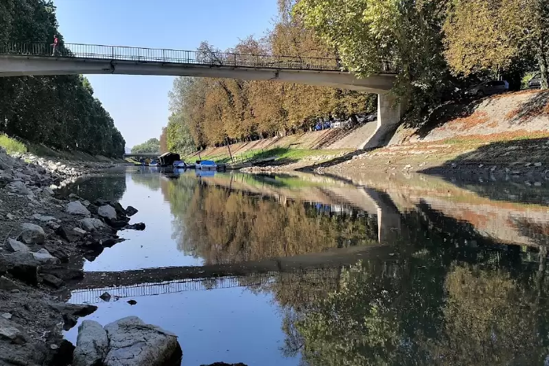 Vízijáték az államalapítás ünnepén