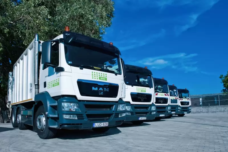 Új szolgáltató látja el 2022. október elsejétől a hulladékszállítási közszolgáltatást Esztergomban