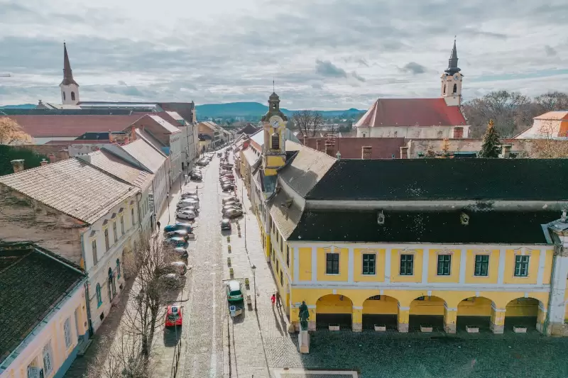 Változik Varga Krisztián képviselő fogadóórája