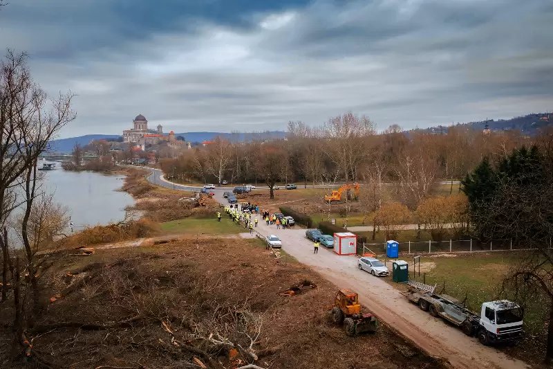 Nem a szigetet, hanem a várost kell megvédeni